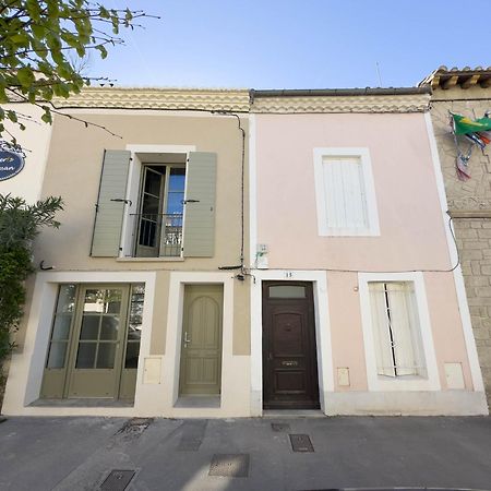 Les Suites Du 13 Aigues-Mortes Exteriör bild