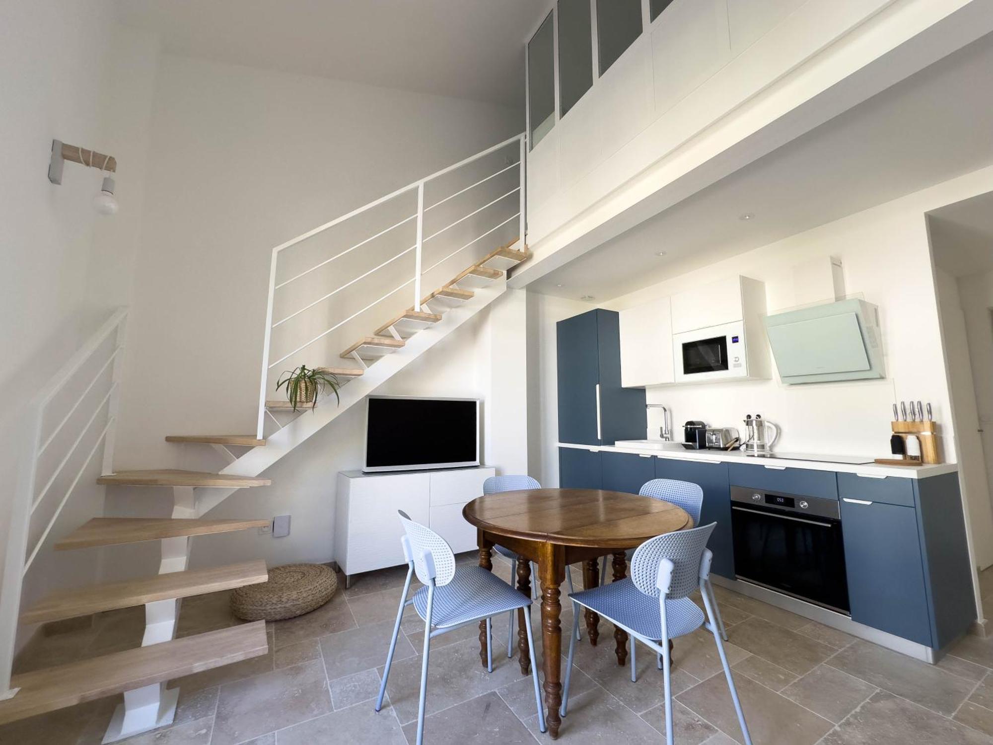 Les Suites Du 13 Aigues-Mortes Exteriör bild