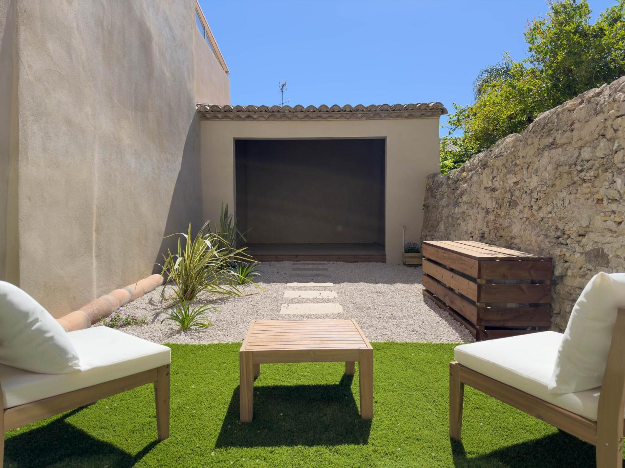 Les Suites Du 13 Aigues-Mortes Exteriör bild